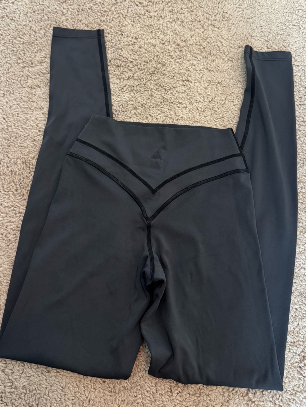 NEVER WORN Vitality Activewear leggings